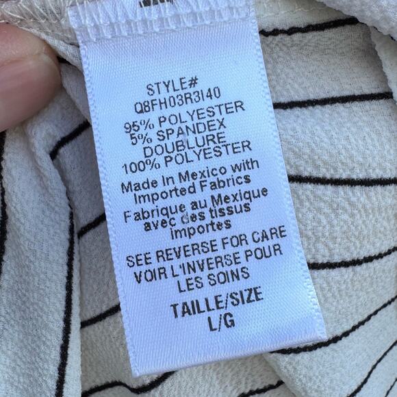 Guess White & Black Stripped Sleeveless Flutter Faux Wrap Blouse Top Women's L - Picture 9 of 10